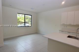 Foto del edificio - 8001 NW 41st St
