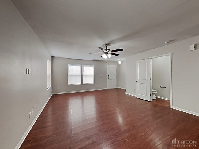 Building Photo - 5633 Idlewild Rd N