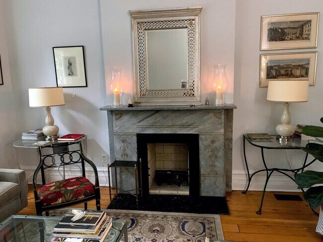 Foto del edificio - 820 W Wrightwood Ave