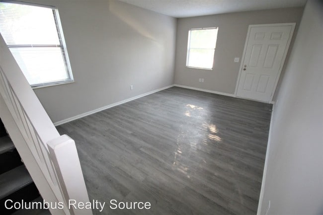 Building Photo - 3833 Heatherglen Dr