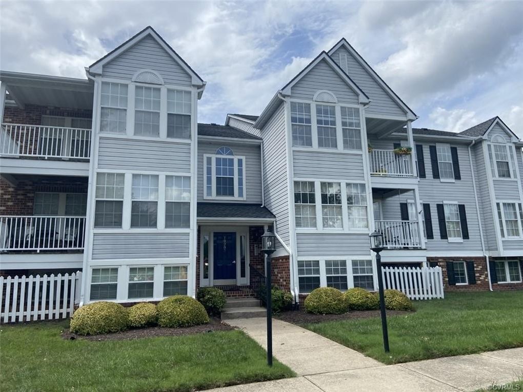 10207 Wolfe Manor Ct Unit 902, Glen Allen, VA 23060 Condo for Rent in