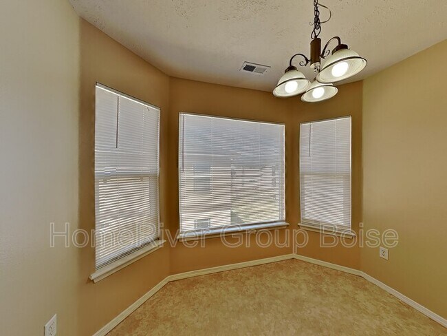 Building Photo - 11034 W Brassy Cove Loop