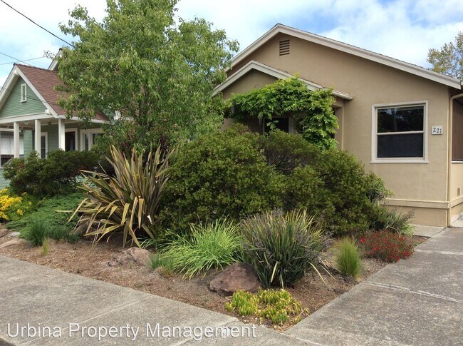 Building Photo - 3 br, 2 bath House - 221 Vallejo Street