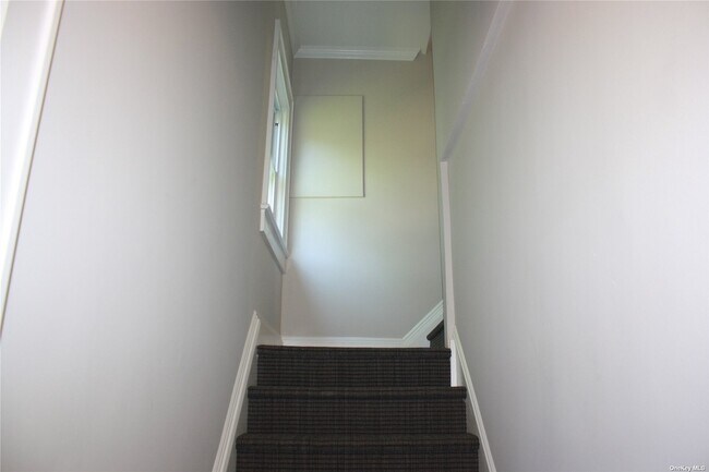 Building Photo - 42 Woodland Ave