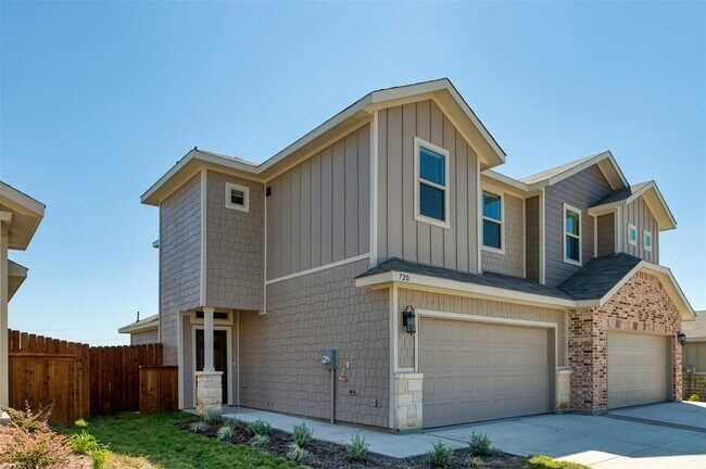 Building Photo - 720 Harvest Moon Dr