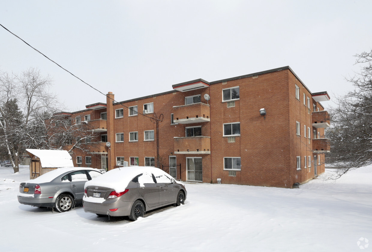 Building Photo - Woodland Trail Apartments  