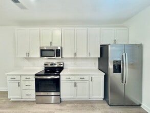 Interior Photo - Millhouse