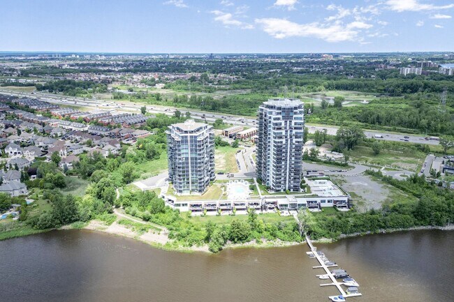 Photo du bâtiment - 255 Rue Étienne-Lavoie