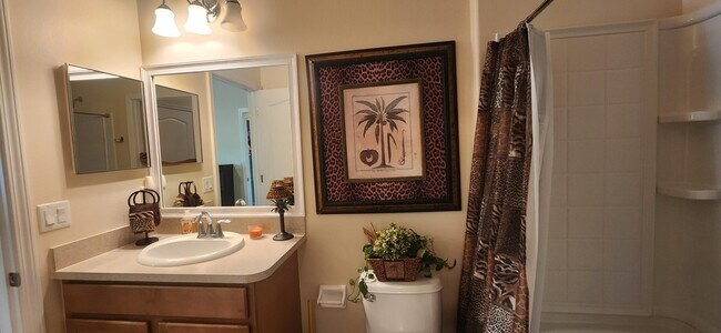 Building Photo - 3541 Funston Cir