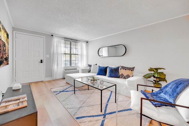 1 Bedroom Apartments for Rent in Mandarin, Jacksonville