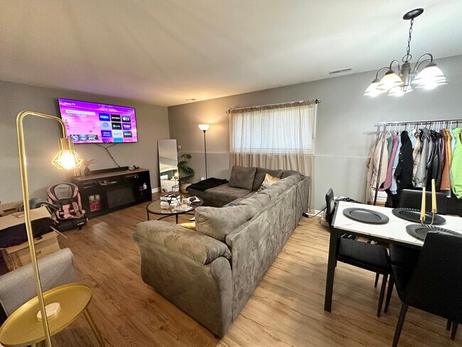 Foto del edificio - 2390 Bicentennial Ave