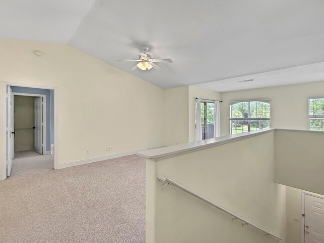 Building Photo - 897 Fording Island Rd