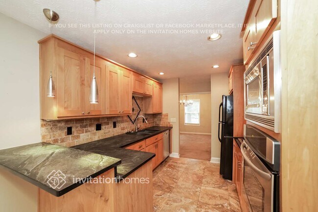 Building Photo - 4393 Fielding Ln