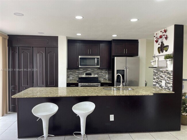 Foto del edificio - 12317 NW 11th St