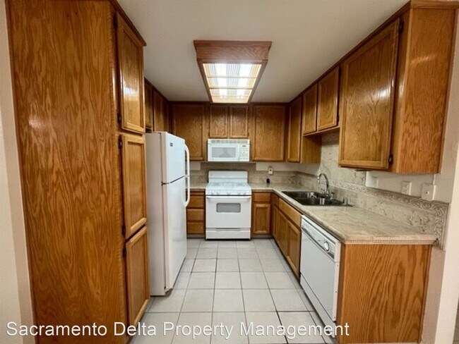 Building Photo - 2 br, 2 bath House - Spacious and Cozy 2be...