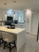 Building Photo - 29230 Bay Hollow Dr