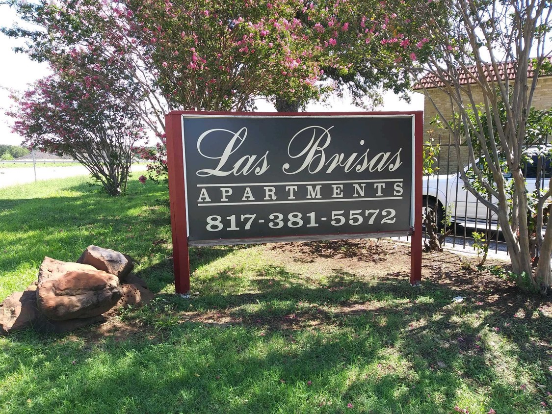 Foto principal - 6414 Brentwood Stair Rd