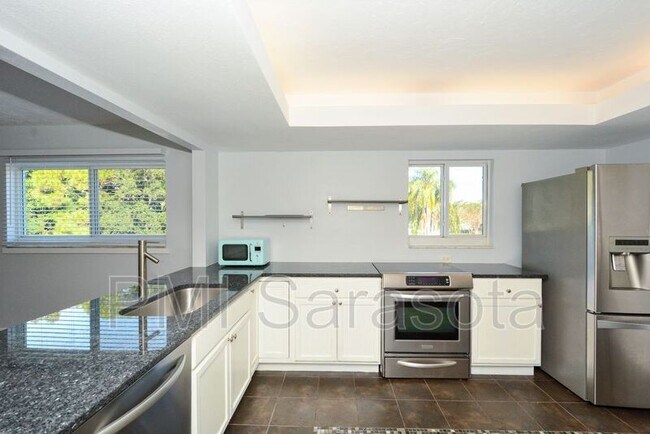 Foto del edificio - 3300 S Beneva Rd