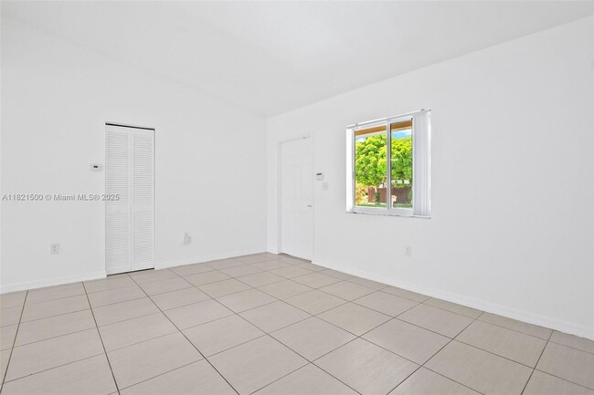 Building Photo - 13992 SW 181st Terrace