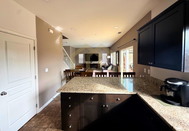 Building Photo - 2050 Green Ridge Cir