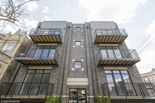 Foto del edificio - Luxury Student Housing at Leavitt Place