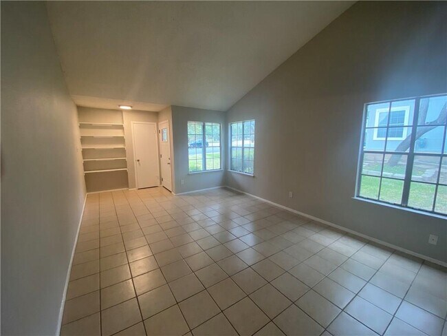 Foto del edificio - 12404 Coronet St