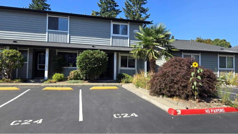 Foto principal - 21521 4th Ave W