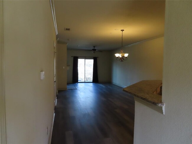 Building Photo - 1855 Signal Ridge Pl