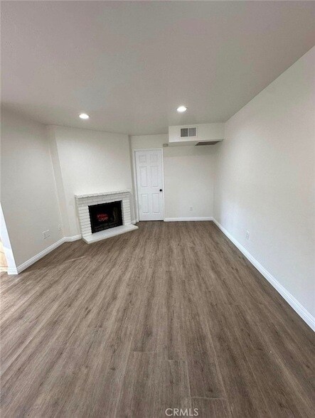 Foto del edificio - 139 S Poplar Ave