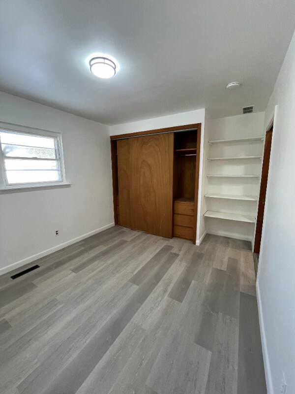 Foto del edificio - 617 Stratford Ave