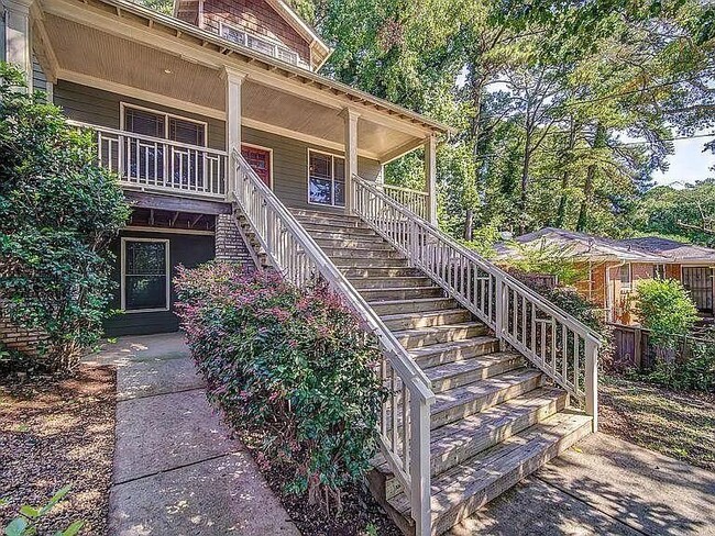 Building Photo - 3530 Glenwood Rd