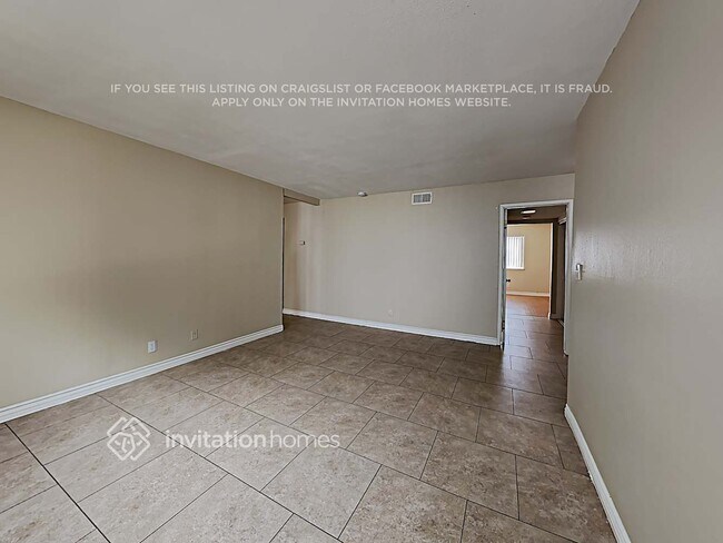 Foto del edificio - 1250 S Brookhurst St