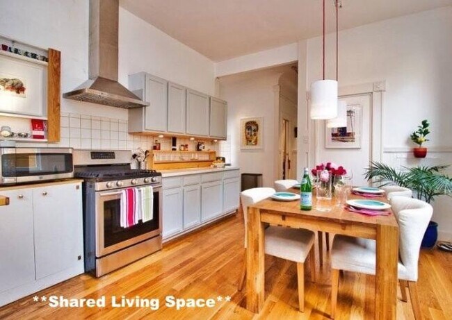 Foto del edificio - bedroom in Santa Monica CA 90404