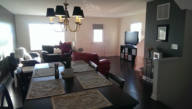 Building Photo - 5443 Spring River Ave