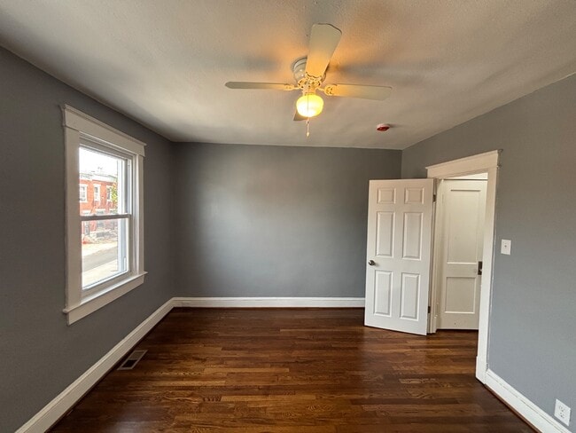 Photo - 2021 E Lanvale St House