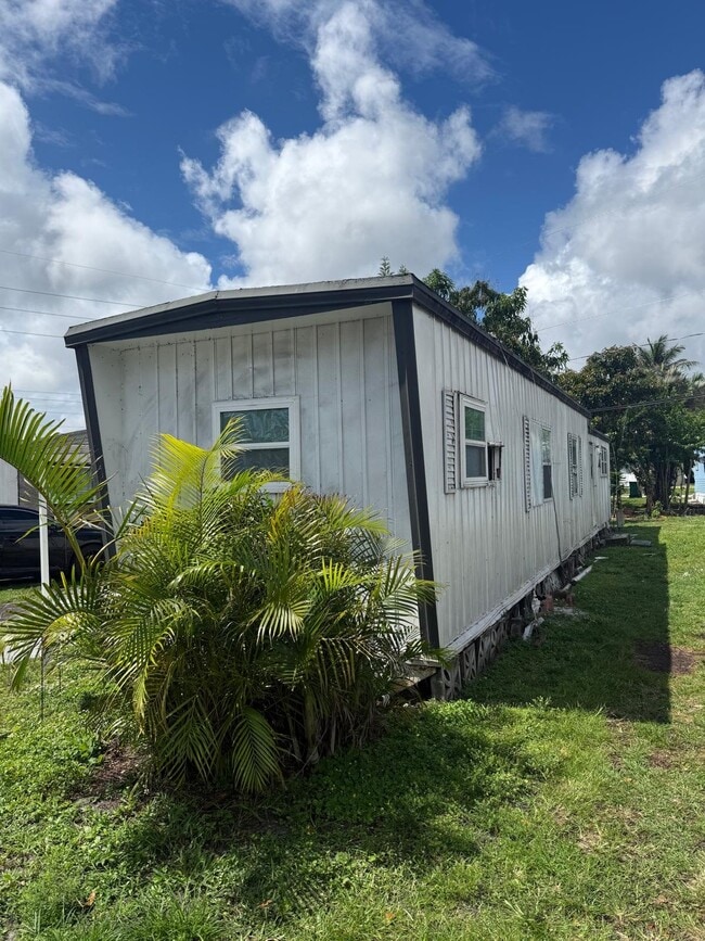 Building Photo - 4732 SW 46th Ln