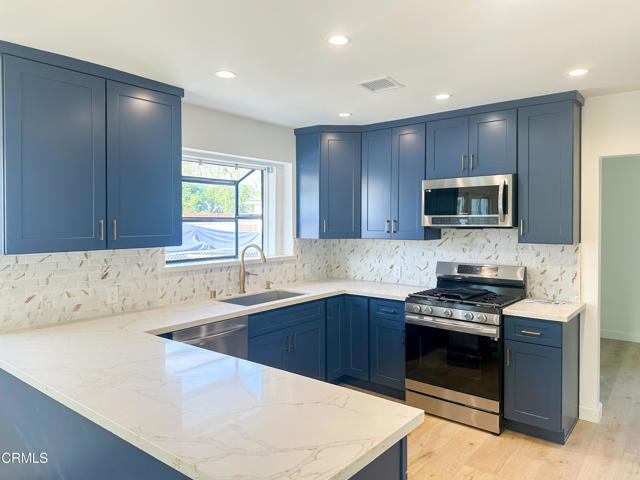 Foto del edificio - 18207 Acre St