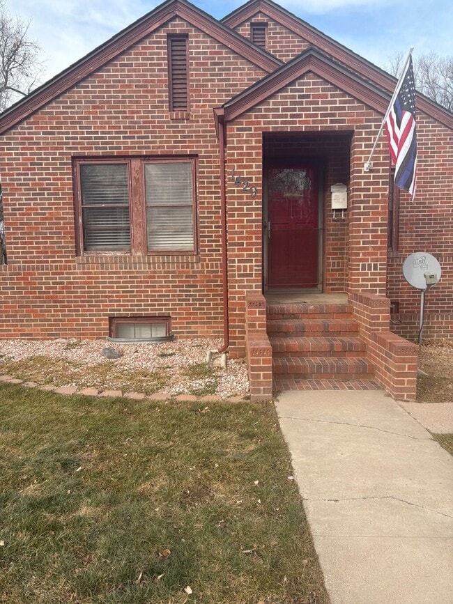 Building Photo - 1429 13th St