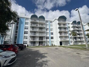 Building Photo - 494 NW 165th St