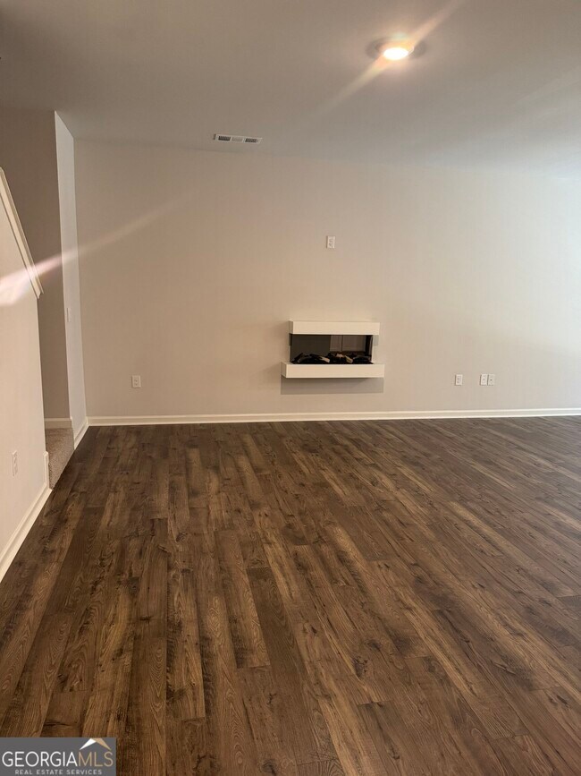 Foto del edificio - 471 Stoneybrook Dr