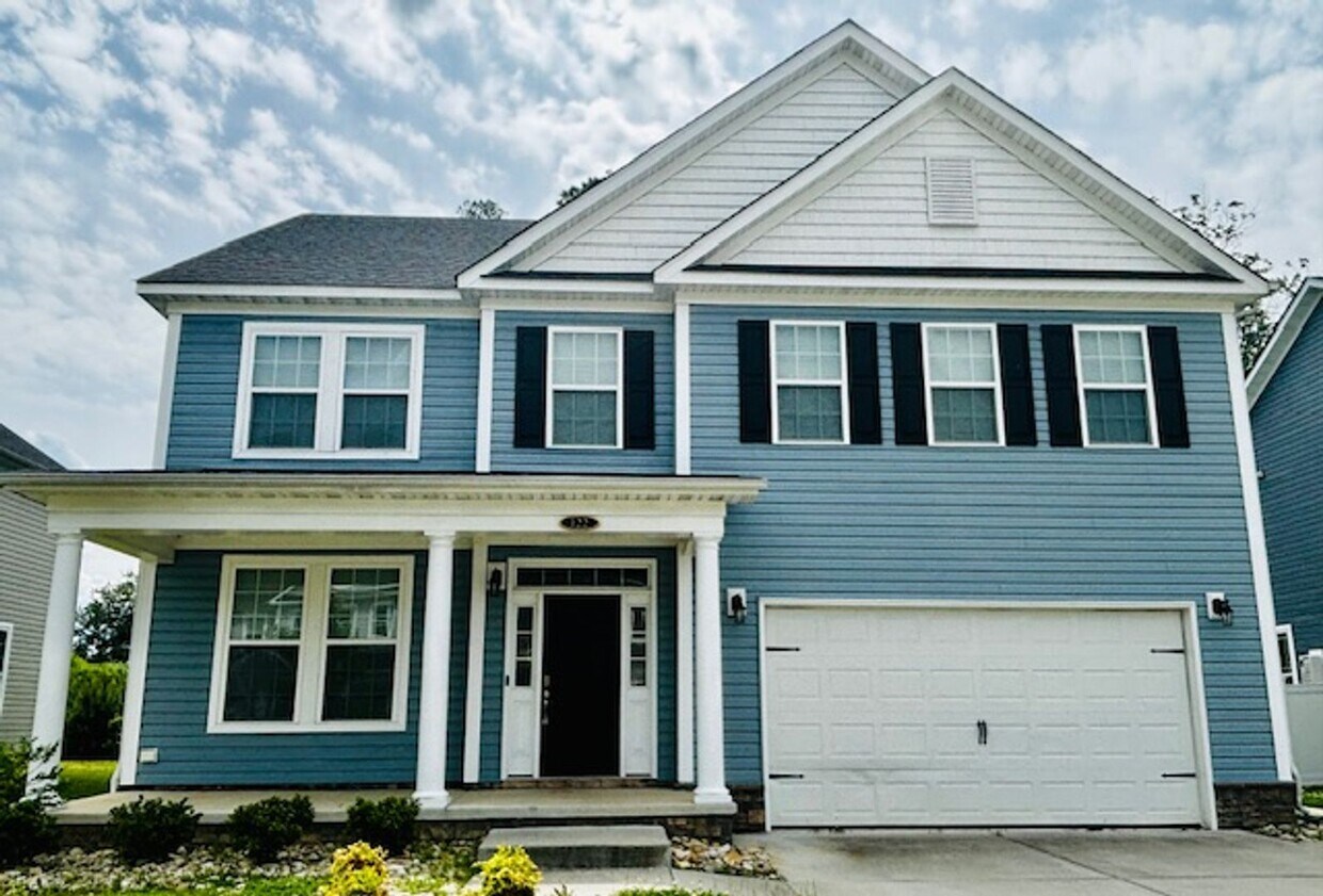 Primary Photo - Hillpoint Estates