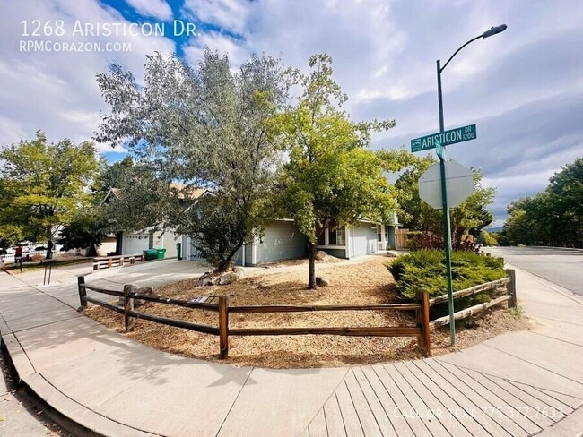 Building Photo - 1268 Aristicon Dr