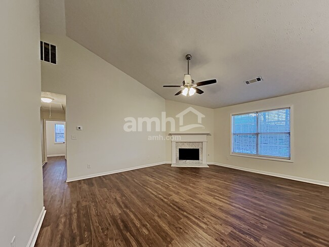 Building Photo - 525 Sterling Pointe Court