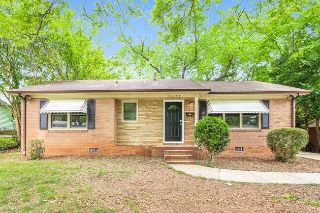 Foto del edificio - 3924 Broadview Dr