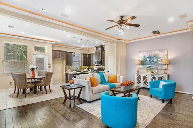 Foto del edificio - 18570 Jasmine Garden Pl