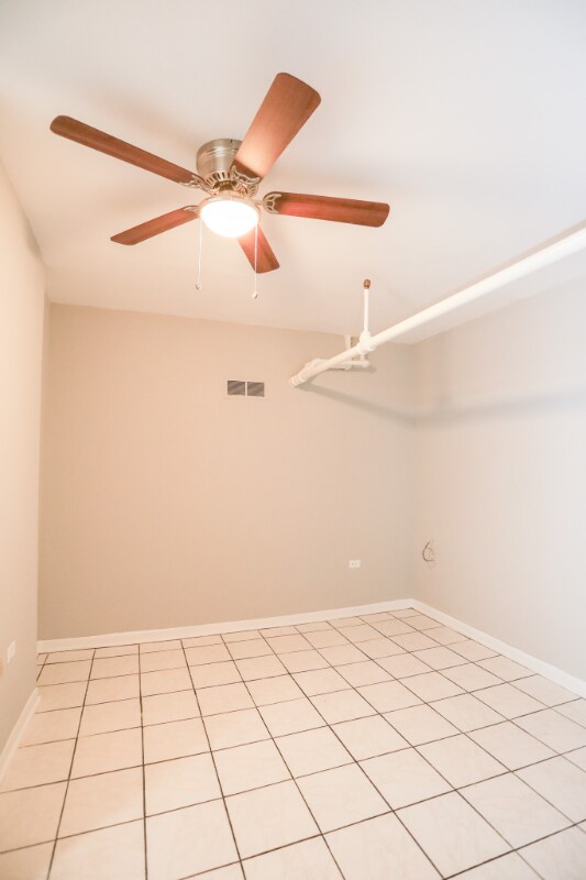 Foto del edificio - 1318 W Foster Ave