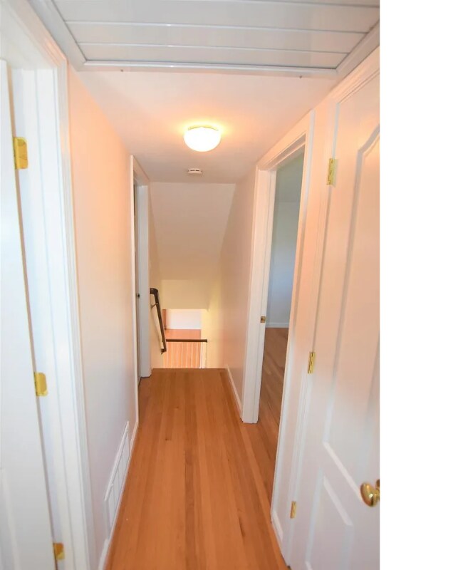 Building Photo - 1266 Collins Ln