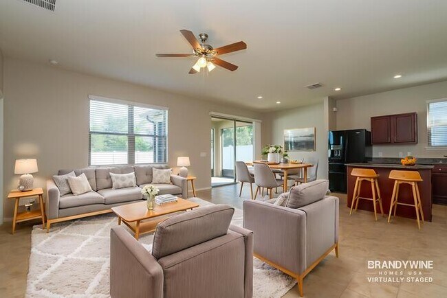 Foto del edificio - 15405 Stone House Dr