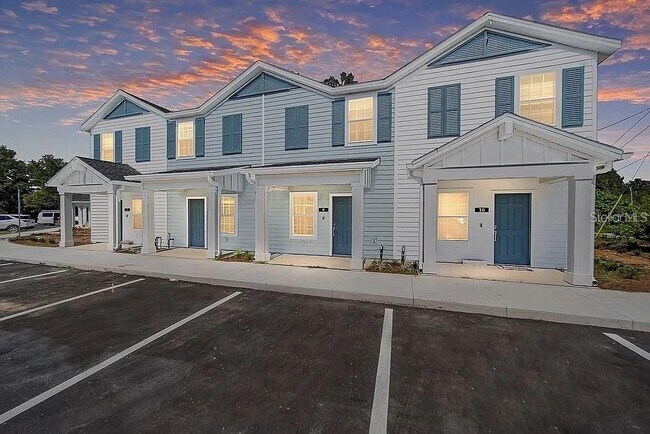 Foto del edificio - 3409 SW 34th Ave Cir