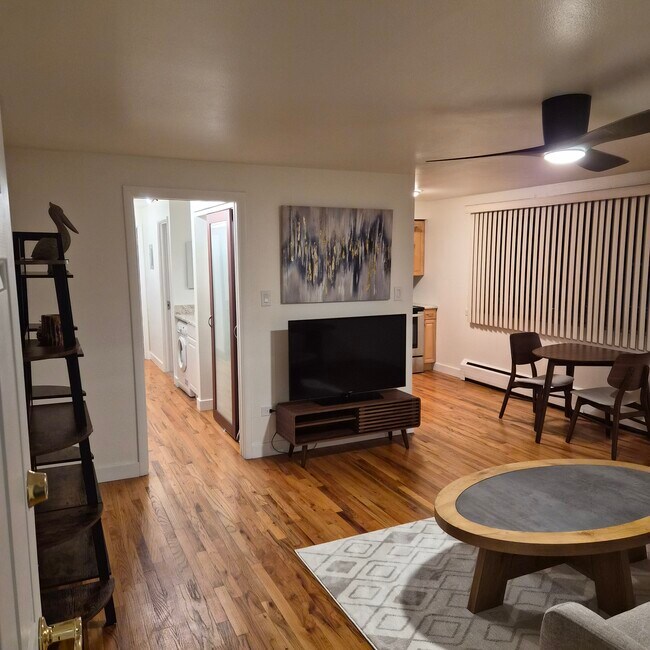 Foto del edificio - 985 N Corona St